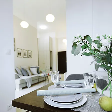 Absyntapart - Bulwar Staromiejski *