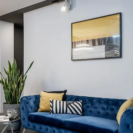 Absyntapart - Bulwar Staromiejski * Wrocław