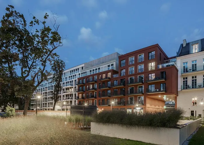 Absyntapart - Bulwar Staromiejski * Wrocław