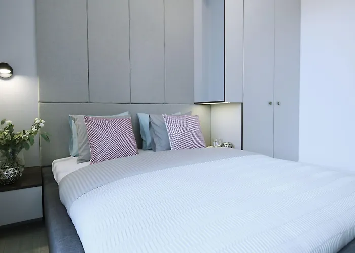 Absyntapart - Bulwar Staromiejski Wrocław